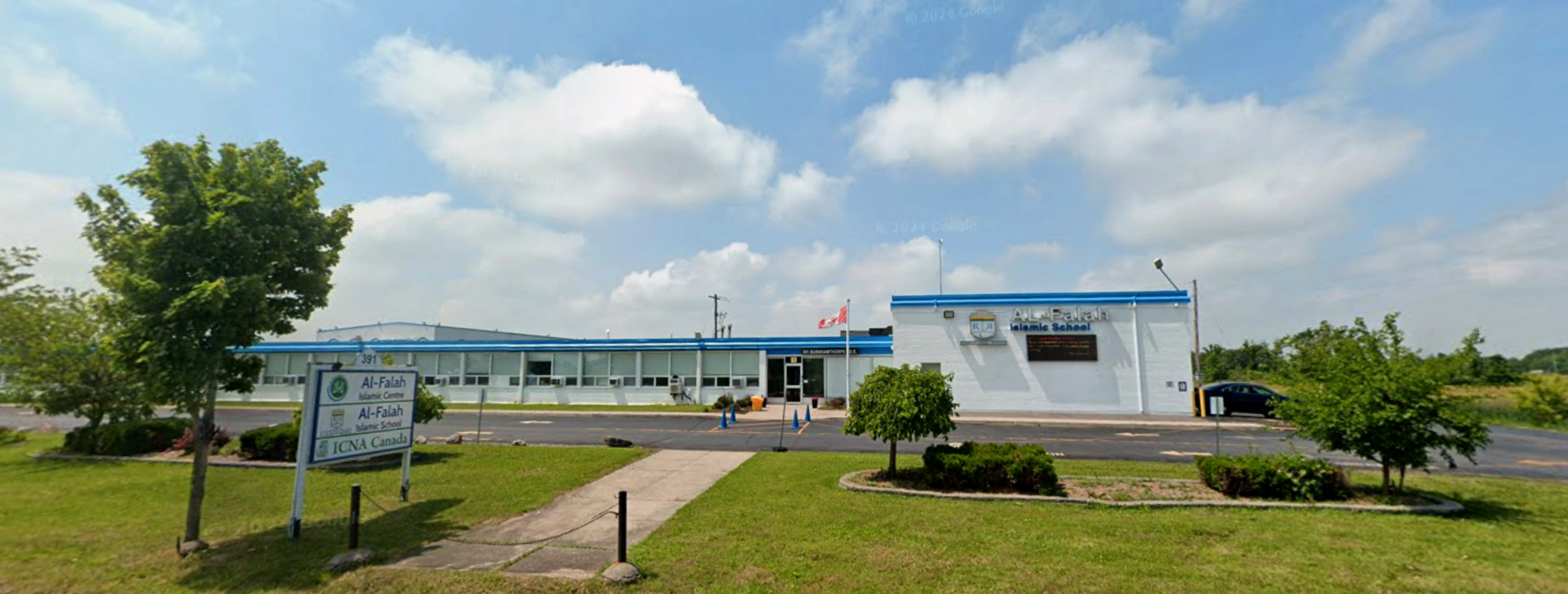 Exterior view of Al Falah Islamic Centre Oakville building